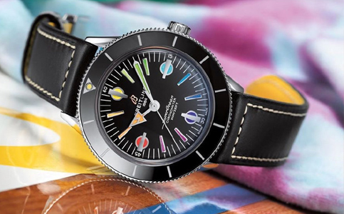 百年靈霧氣維修手表進水