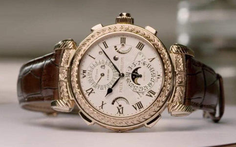 百達(dá)翡麗手表表蒙劃痕該如何處理