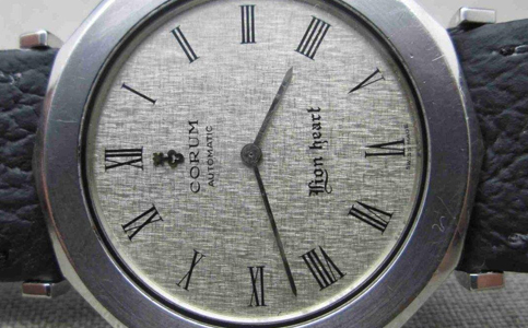 昆侖手表的表蒙出現問題怎么維修呢