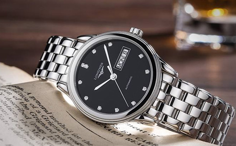 浪琴手表換鏡面多少錢（浪琴手表有劃痕）