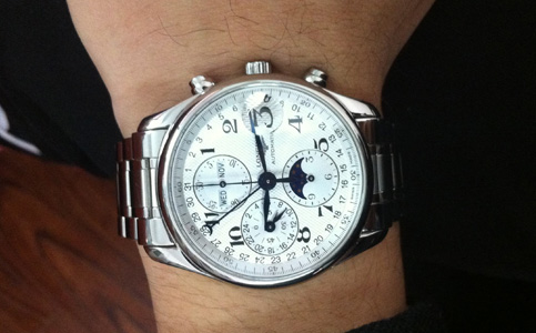 北京浪琴手表維修（浪琴手表進(jìn)灰怎么辦）