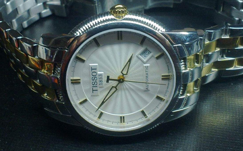 長沙天梭保養店在哪里(天梭手表走時不準怎么辦)