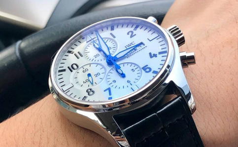 合肥萬國手表維修中心（萬國手表機芯異響怎么辦）