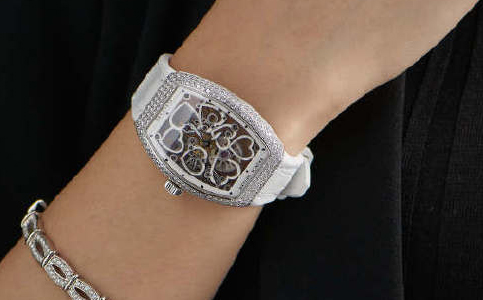 法穆蘭北京維修地址(法穆蘭手表開始走慢了)