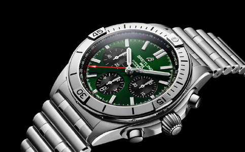 百年靈手表售后中心電話（百年靈手表出現(xiàn)進(jìn)水的原因）