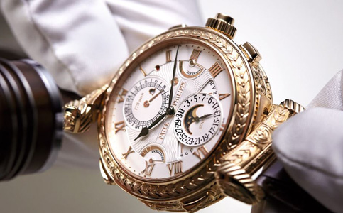 百達翡麗維修服務地址（手表表殼生銹的處理方法）