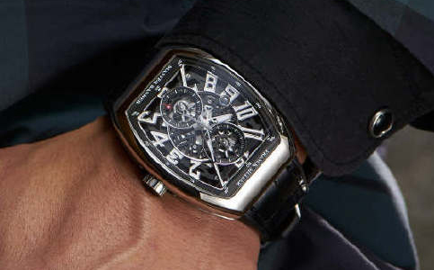 法穆蘭手表保養大概多少錢(法穆蘭手表表針不走了怎么辦)