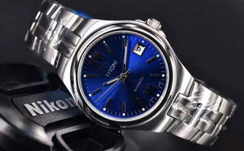 梅花手表保修期多久（梅花手表指針出現生銹情況）