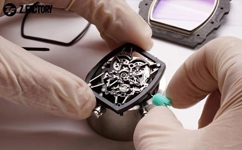 理查德米勒官網客服電話(解決理查德米勒手表生銹的技巧)