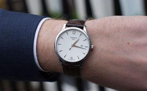 天梭手表維修服務點店(處理天梭手表走時故障的方法)