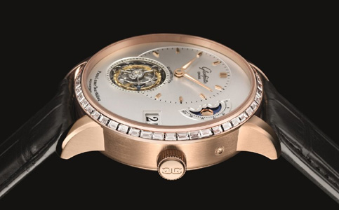 格拉蘇蒂手表售后客服電話（解決格拉蘇蒂手表表殼生銹問題）